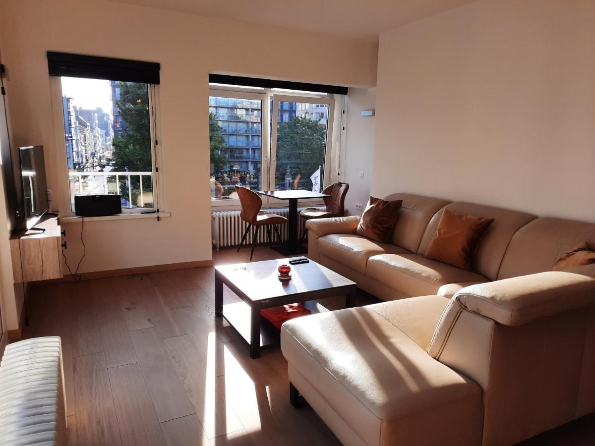 Comme Chez Soi: Central Apartment with Free Parking Ostend Exterior photo